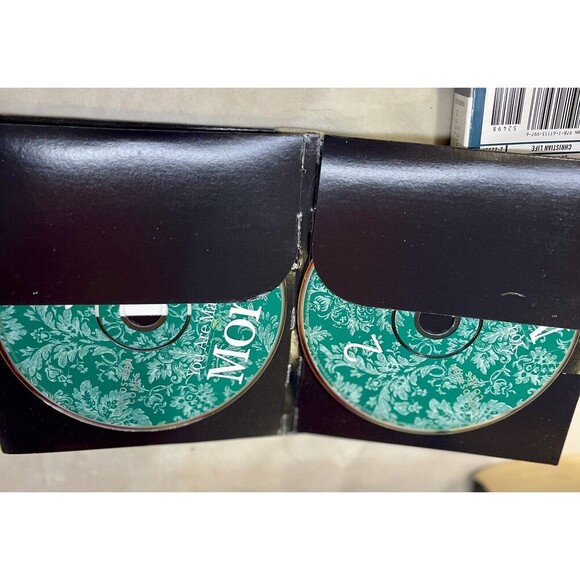 Joyce Meyer 3 Book Set Lisa Osteen 7 CD Set Ultimate Motivation & Uplifting - Picture 3 of 12